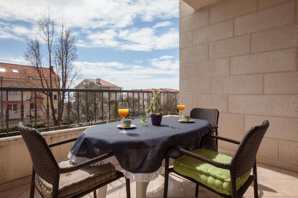 Apartments Tino Makarská Pokoj fotografie