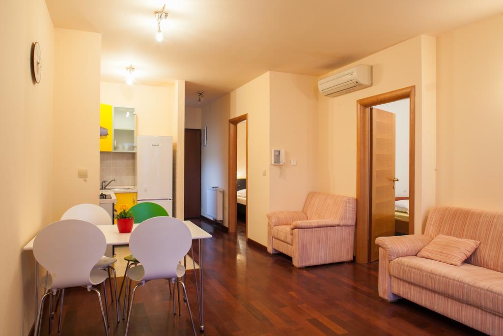 Apartments Tino Makarská Pokoj fotografie