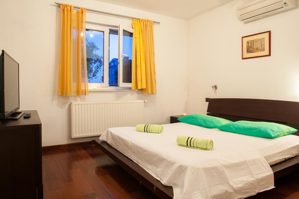 Apartments Tino Makarská Pokoj fotografie